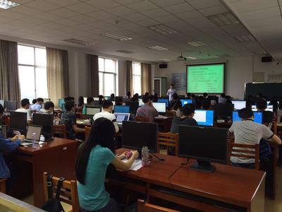 2016年廣東省服務(wù)外包高級軟件架構(gòu)師培訓(xùn)成功開班，助力軟件外包服務(wù)提質(zhì)增效